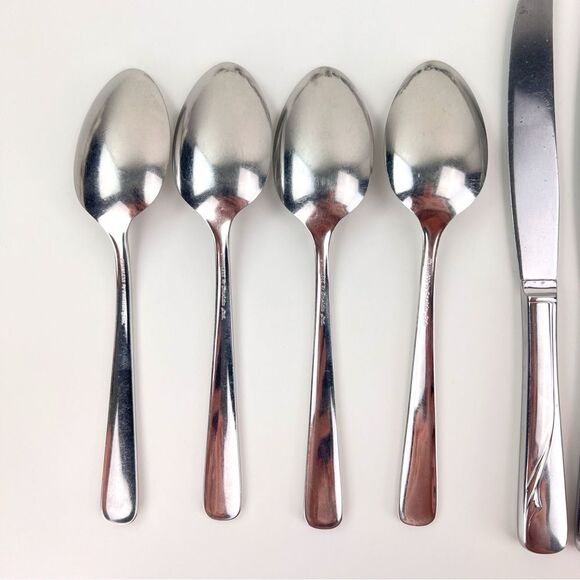 Oneida Oceanic Flatware Mixed Lot 25 Pieces Stainless Steel Knives Forks Spoons - Picture 10 of 14